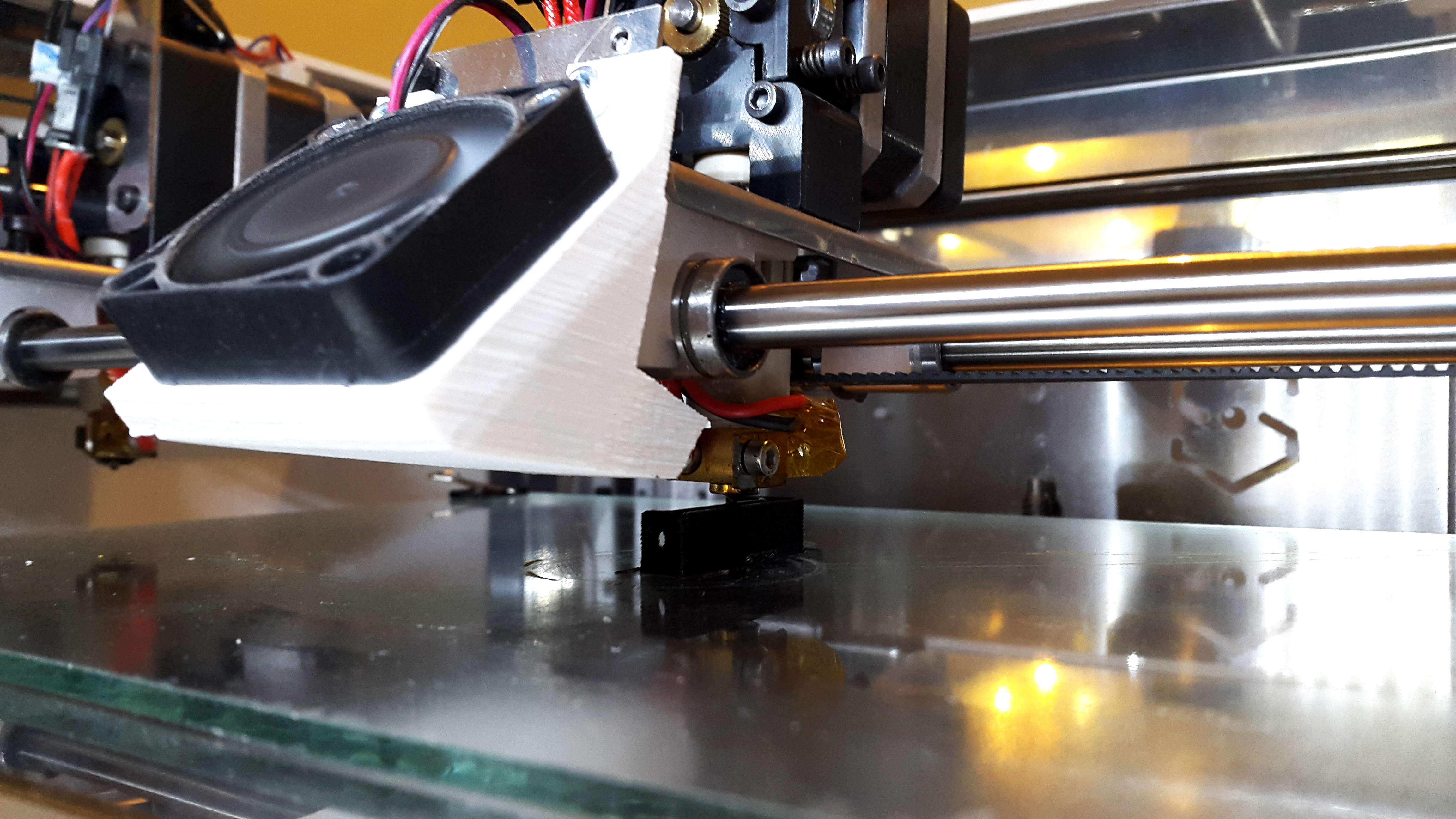 Feature Friday No. 16 – 3D Prints that improve your 3D Printer and more